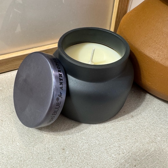 Capri Blue Volcano Candle - Picture 5 of 6